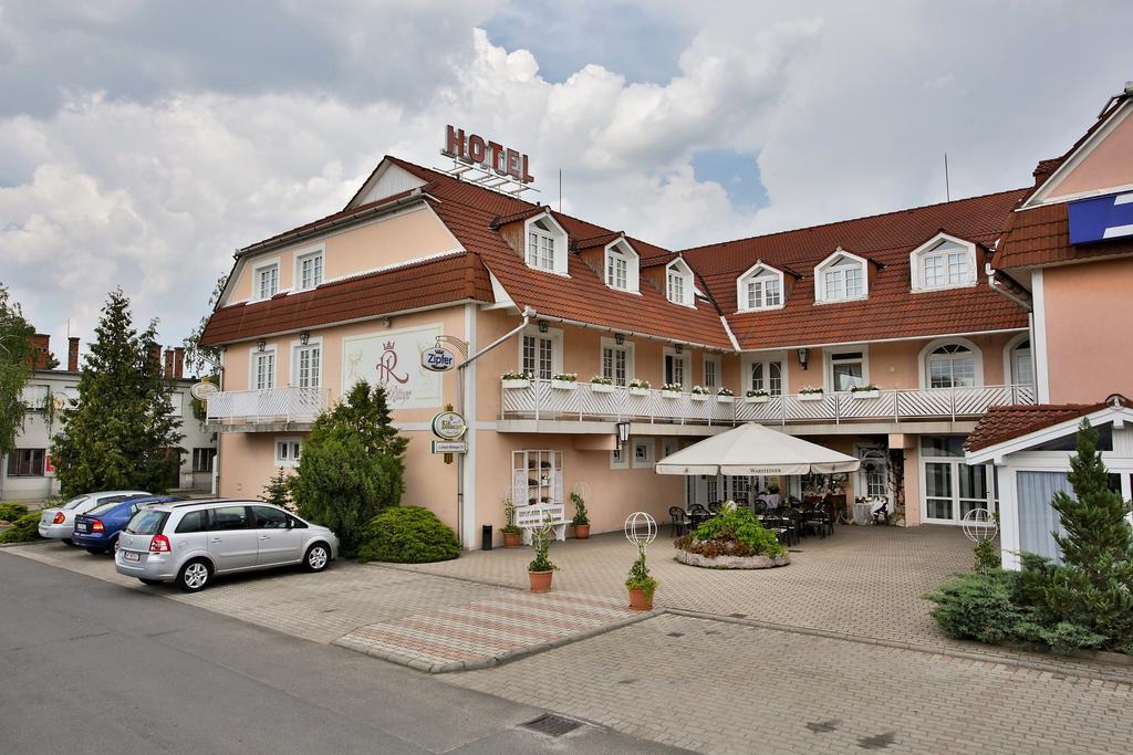 Hotel Rittinger Bonyhad Luaran gambar