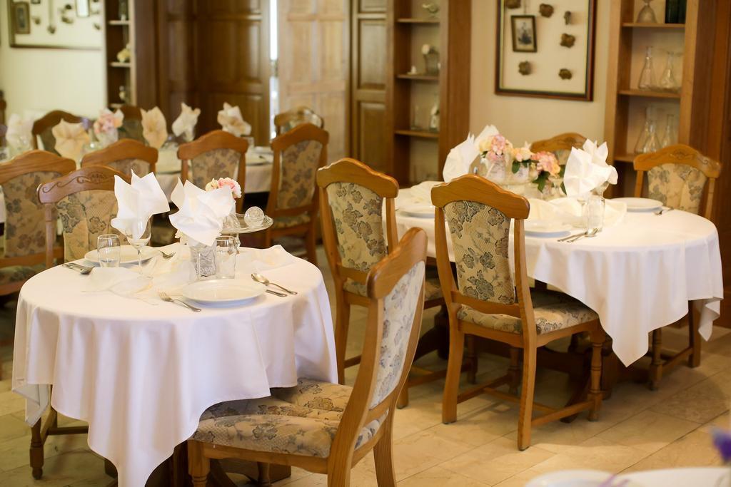 Hotel Rittinger Bonyhad Luaran gambar